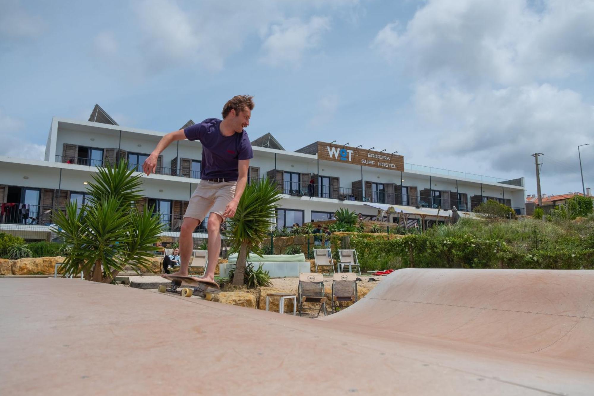 Wot Ericeira Surf Hostel Exterior photo